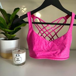 Lululemon Free to be Wild